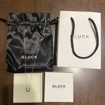 GLUCK JEWELRY 호스 슈 목걸이