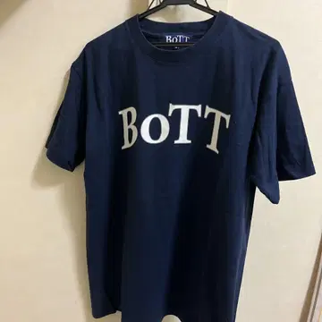 BOTT 티셔츠