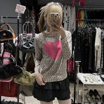 레오파드 하트 여자 의류 y2k 헤이세이 갸루 피치 롱T