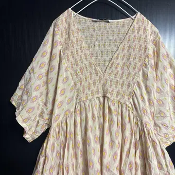 ZARA 자라 베이지 계열 꽃무늬 V넥 원피스 반팔 스커트