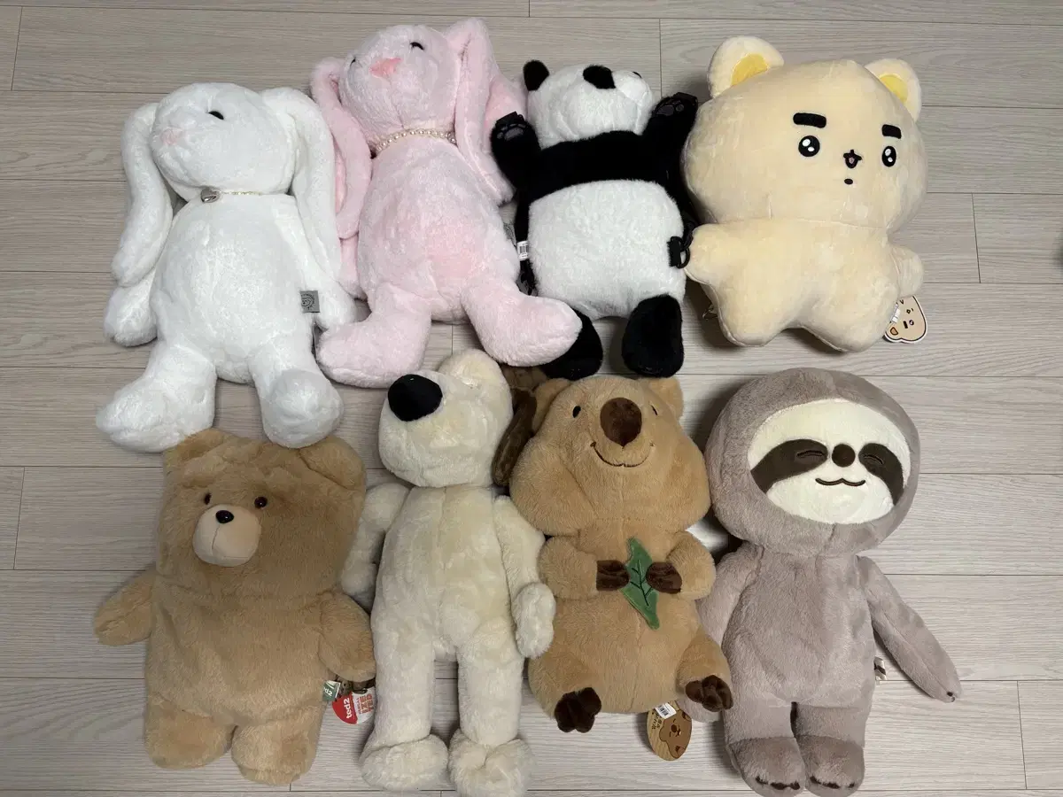 Selling Fu, sanrio, Gromit, and other popular character dolls.