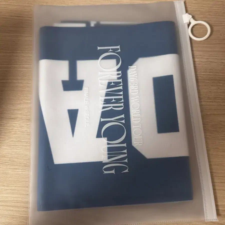 Shop DAY6콘서트 on Bunjang Global Site - No more Korean account!