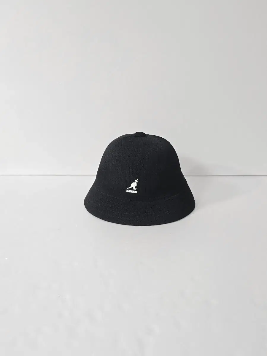 Kids) Kangol Tropic Casual Bucket Hat
