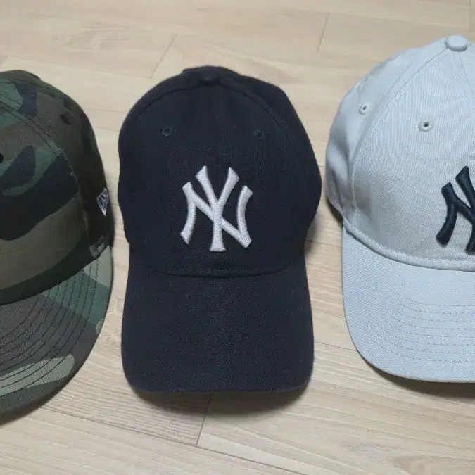 Newera■X MEGADETH Size Cap■送料込 Megadeth A-Frame Trucker Ball Cap White/Black #Newera
