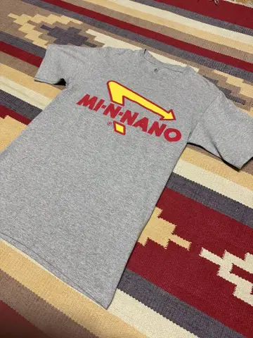 MINNANO 티셔츠