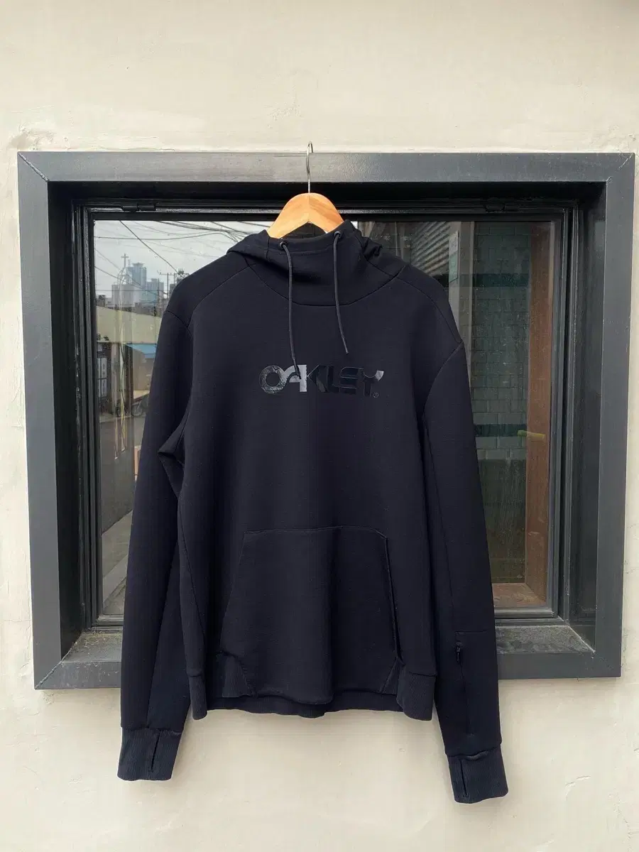 Oakley Scuba Hoodie