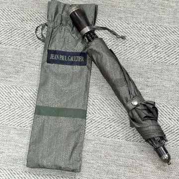 Jean Paul GAULTIER 접이식 우산 카키 스트라이프 라메