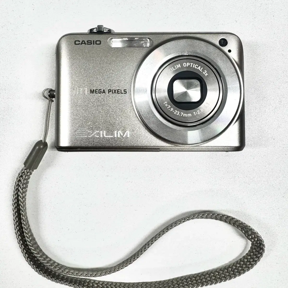 Casio Exilim EX_Z1050 Casio Xlim Le Sserafim Eunchae Digital