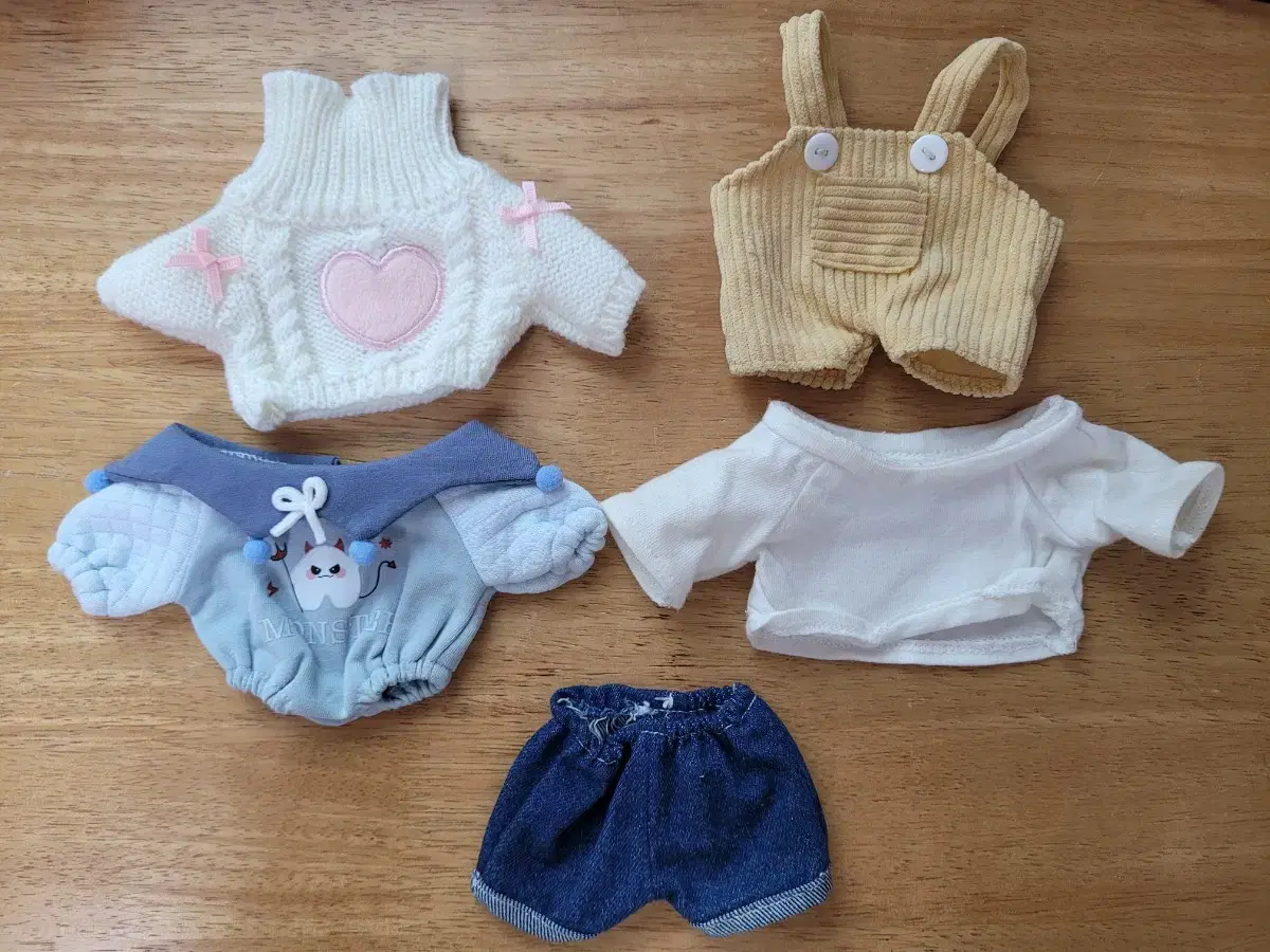 20cm 무속성 솜인형 옷장 세트