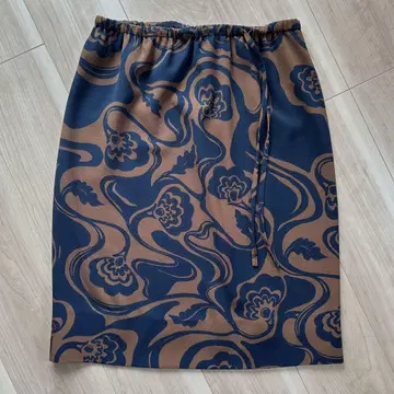 DRIES VAN NOTEN 드리스반노튼 타이트 스커트