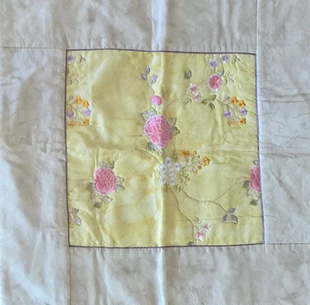 New Product/Eve's Han Embroidery Cushion Cover 4 Pieces in Bulk