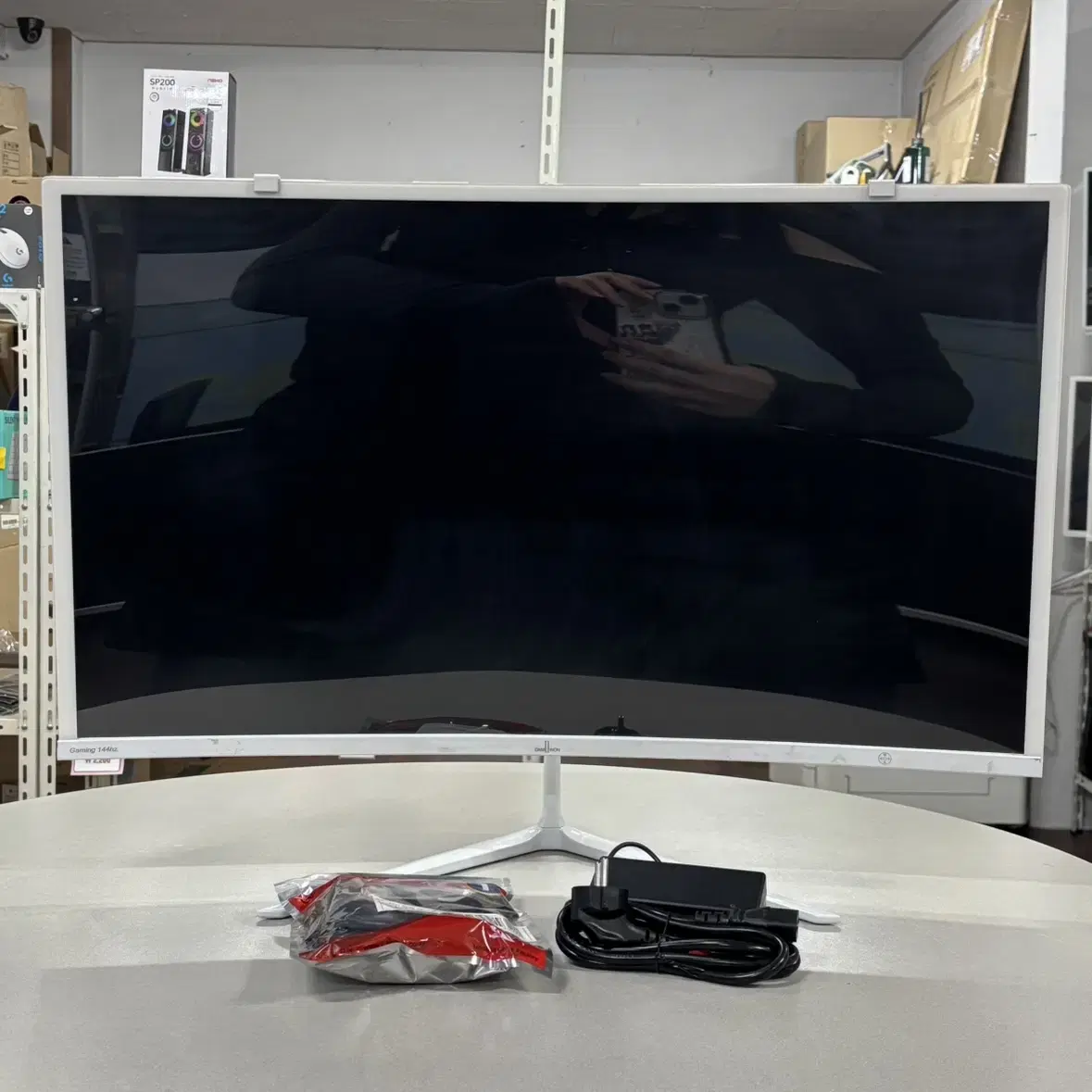 32-inch Curved Monitor 144Hz for Office and Gaming - Damwon