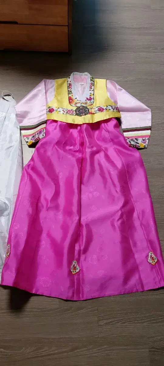 Girls' Junior Hanbok Set No. 12
