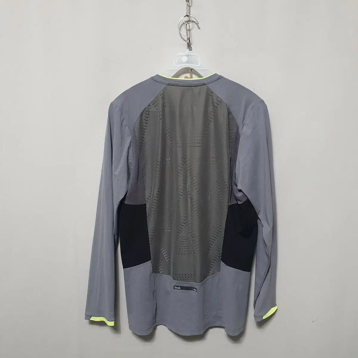 V-140 K2 남성 등산 반팔티셔츠 100