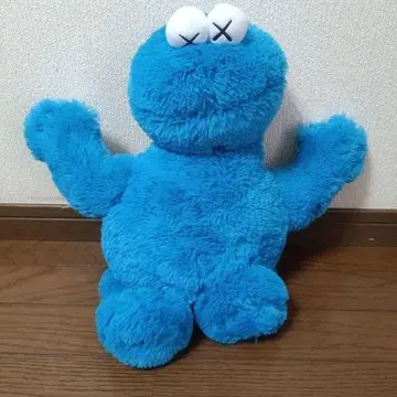 쿠키 몬스터 유니클로 콜라보 봉제 인형 카우스