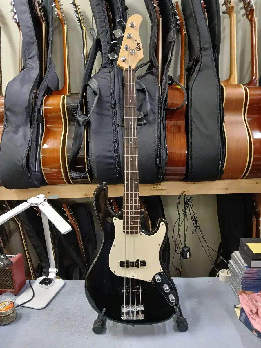 Cort Jazz Bass Guitar GB-JB