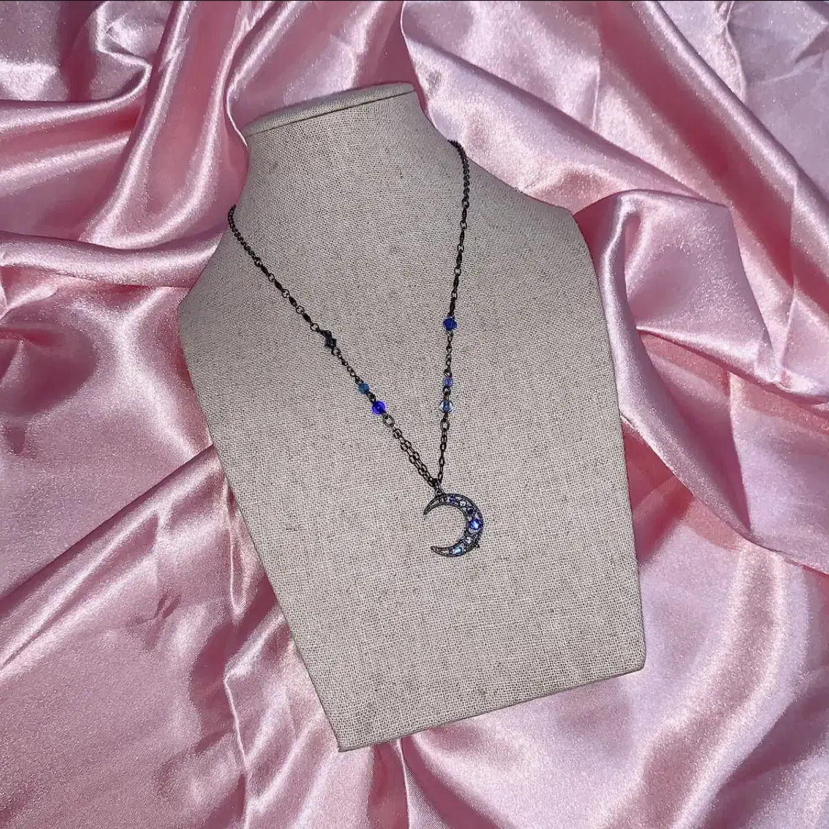 Anna Sui Moon Necklace