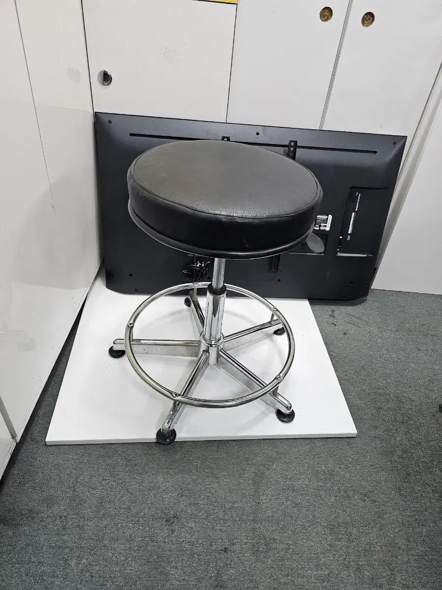 Examination chair, work chair, used, price per item, made in Korea