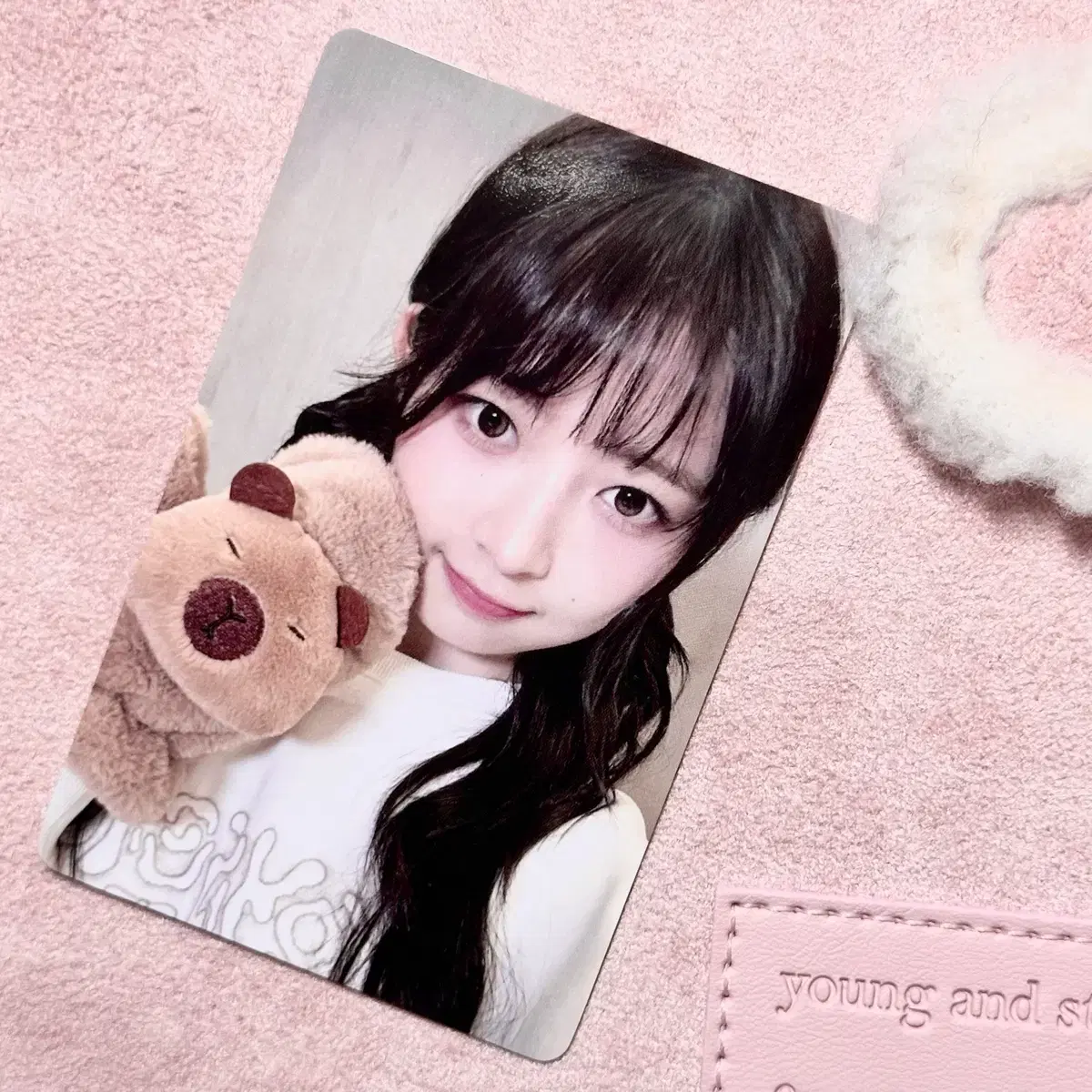 Ive Switch Yizhiyu 3rd Capybara Lay