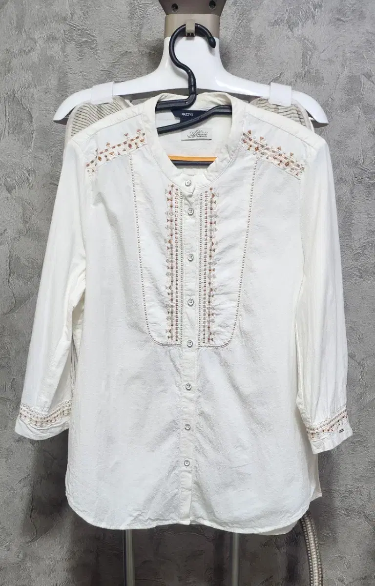 Hazzys Linen Blouse