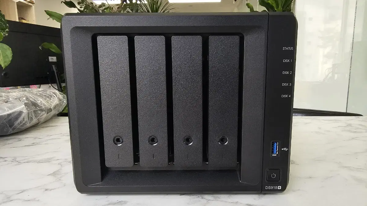 Synology DS918+ NAS 8G Upgrade