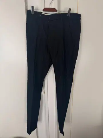 Name 스트라이프 슬랙스 size M