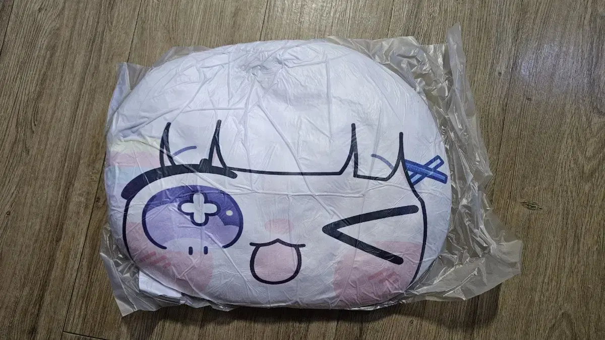 Stellive Bombit Date 2025 Pop-up Face Close-up Cushion U.ni