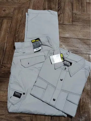 새상품 '도라이치 여름 아이템 상하의 세트' 긴팔 셔츠 & 카고 팬츠 M