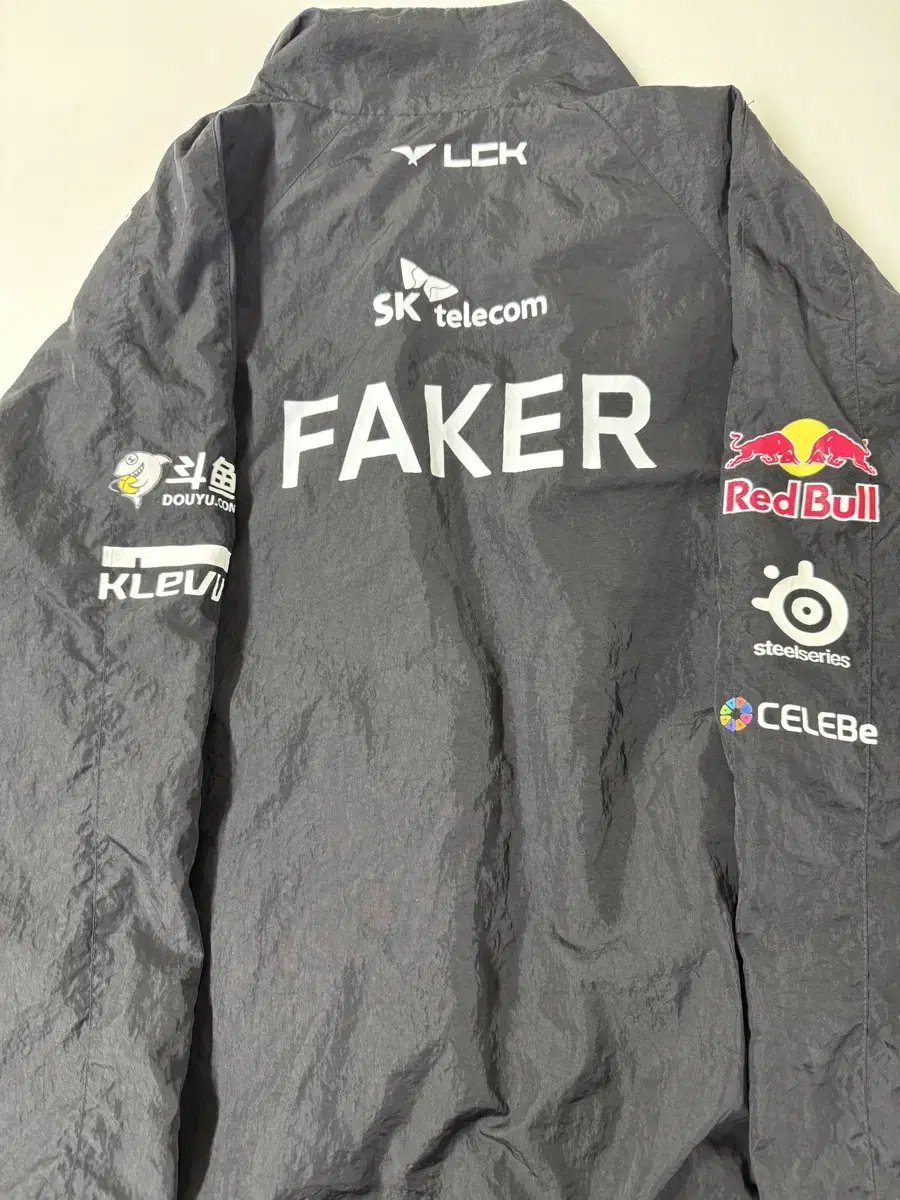 [XL] 23 Regular Season T1 Faker Marking T1 Uniform Jacket