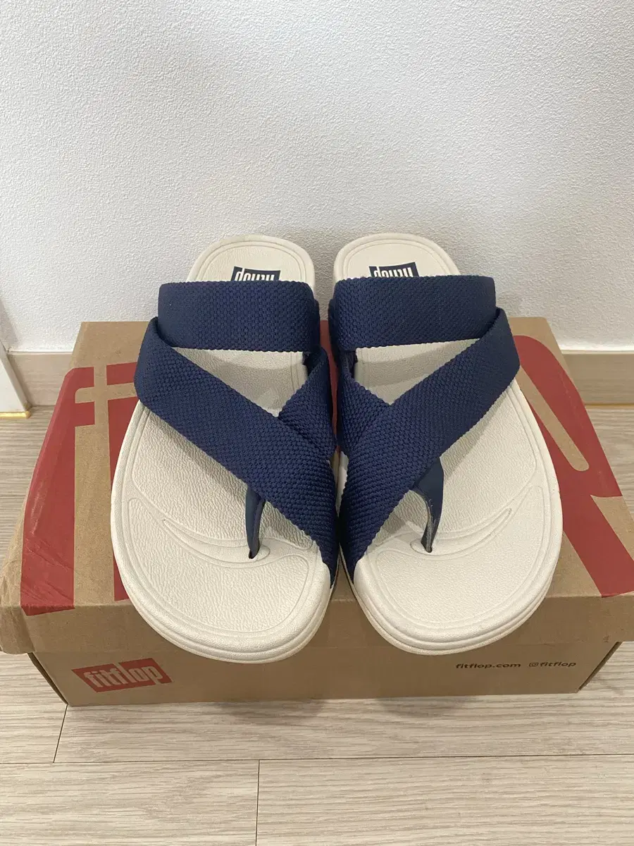 Fitflop Men's Thong Slippers Navy