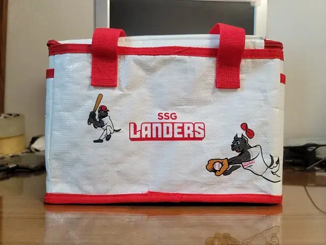New Bucket Cooler Bag, SSG Landers Tarpaulin Cooler Bag, Waterproof Camping Insulated Lunch Bag