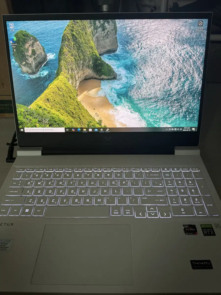 I sell Hp Victus 16-e0145AX gaming laptop