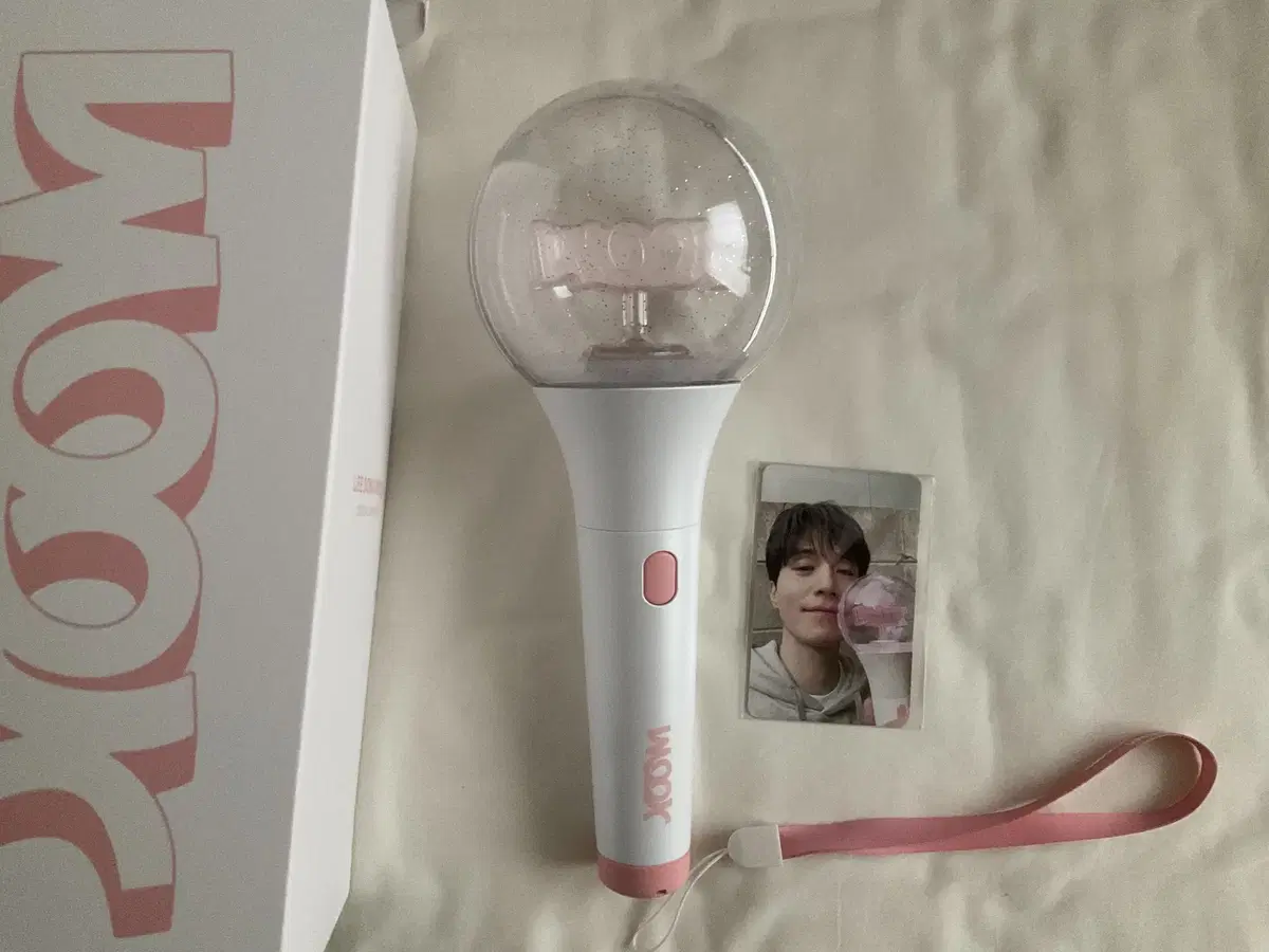 Lee Dongwook lightstick wts pre-order benefit included photocard poca