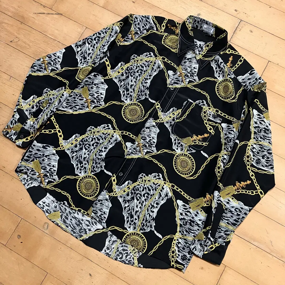 Gianni Versace Versace Black Leopard Chain Pattern Shirt 105
