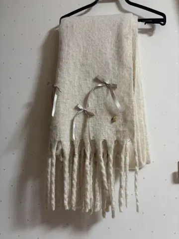 Maison de FLEUR 리본 프린지 스톨