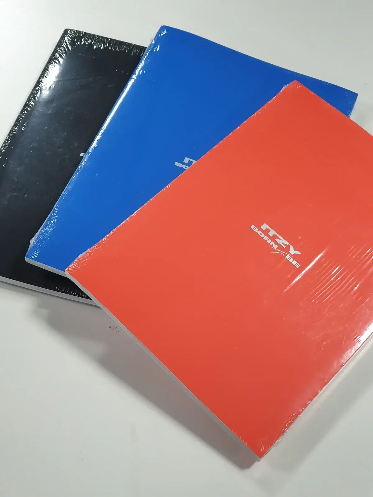 Itzy BORN TO BE Standard ver. 3 types (sealed)