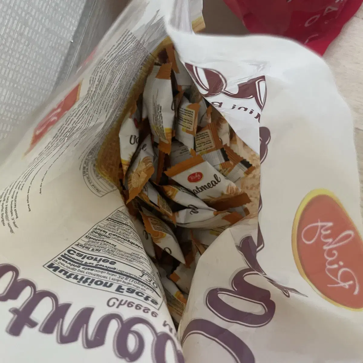 Human Food Oatmeal Mini Bites (Original + Cheese Flavor)