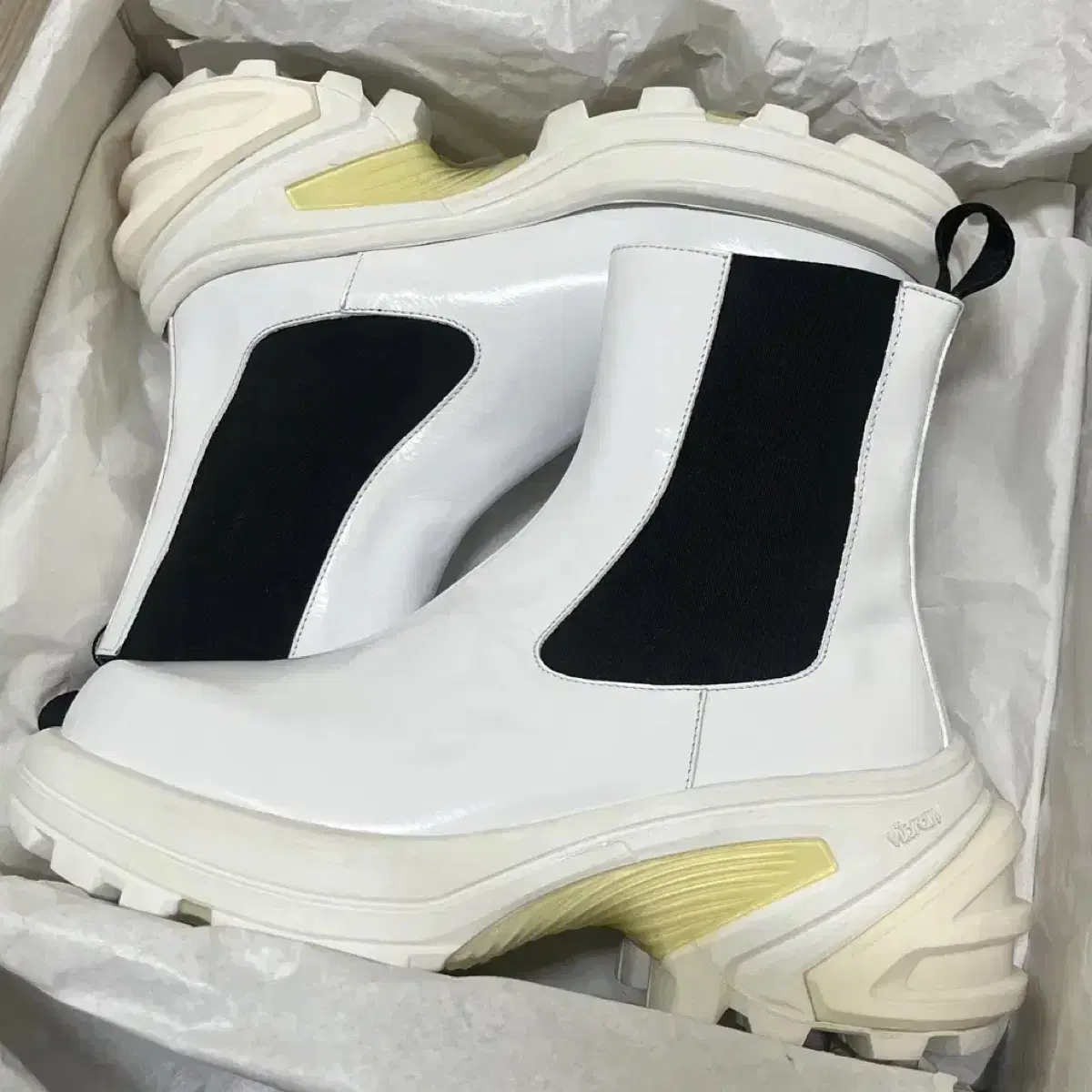 [40] 1017 Alyx 9sm Removable Chelsea Boots White