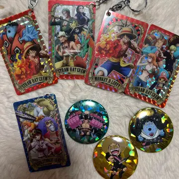 ONEPIECE 원피스 카드 키링과 캔뱃지 세트 (덤 포함)