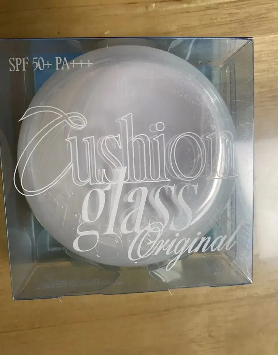HUE Cushion Glass Original 01 Fair Glass