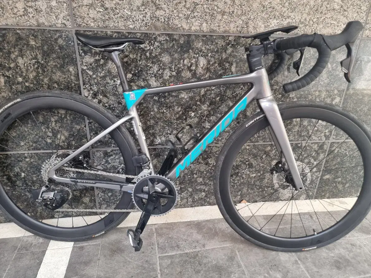 Top Condition 2023 Merida Scultura 7000 SRAM Electric Disc Carbon Wheel Road Bike