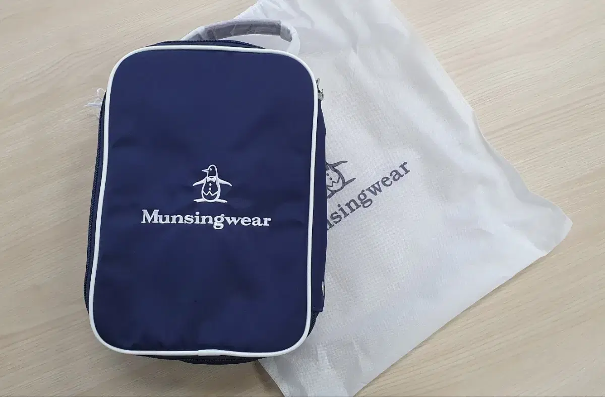 (New product) Munsingwear golf shoe bag, shoe case