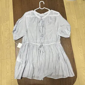 NICE CLAUP 라이트 그레이 반팔 튜닉