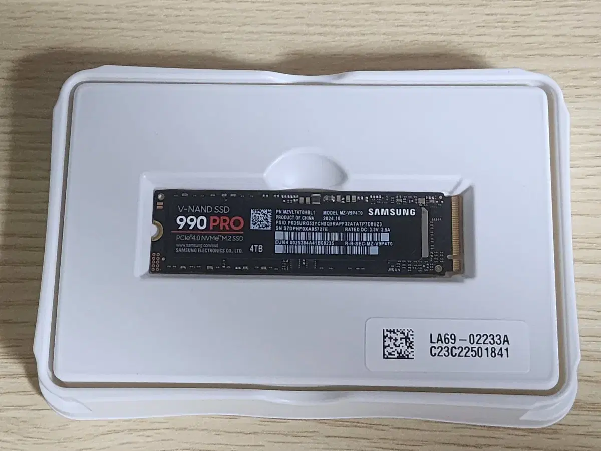 Samsung 990 Pro 4TB SSD