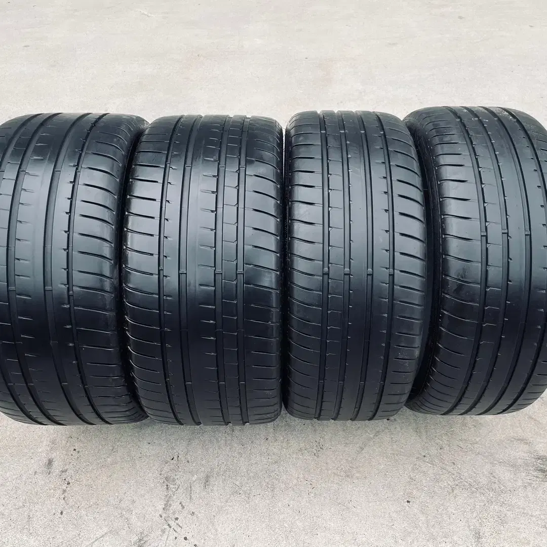 굿이어 이글f1 245 35 20 / 275 30 20 중고타이어 한대분