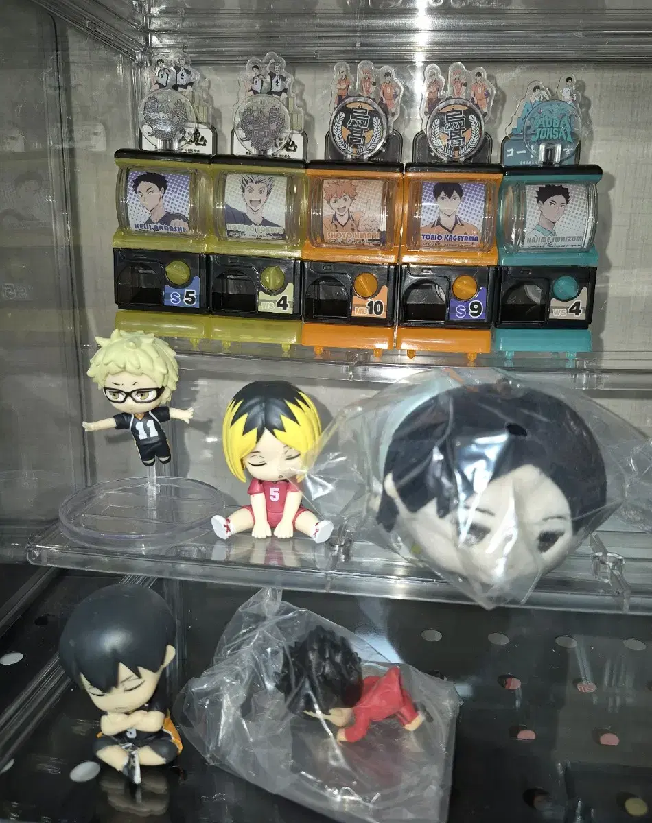 Haikyu Kenma Kageyama Tsuki Gacha Bokuto Hinata Akaashi Gacha Machine Tsumu
