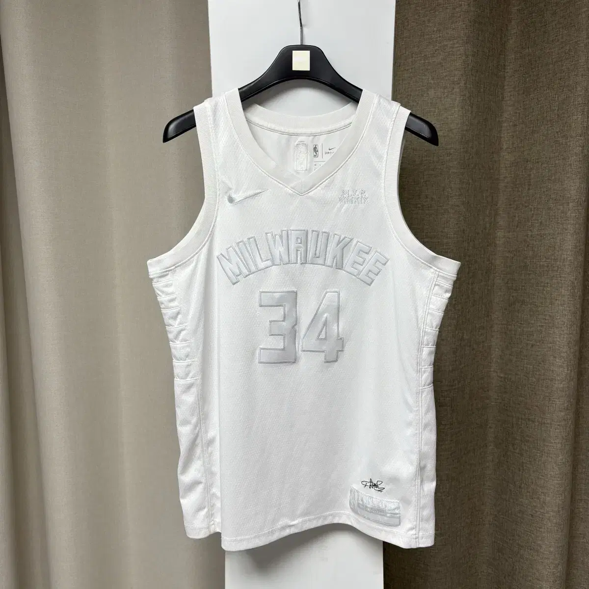 Milwaukee Bucks Antetokounmpo Swingman Basketball Uniform L