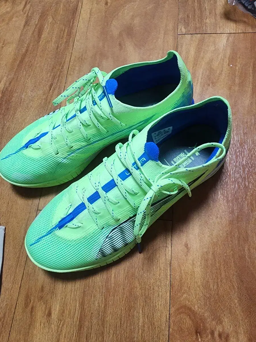 Puma Ultra 5 Pro Cage Futsal Shoes