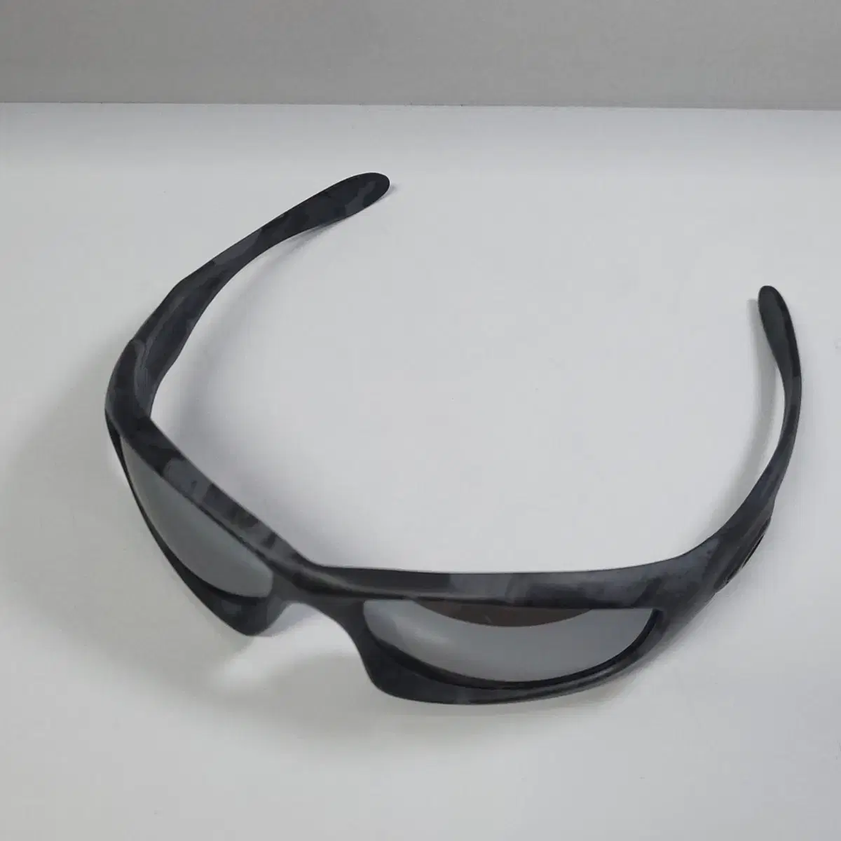 OAKLEY | 오클리 Oakley Monster Dog Night Camo on Bunjang