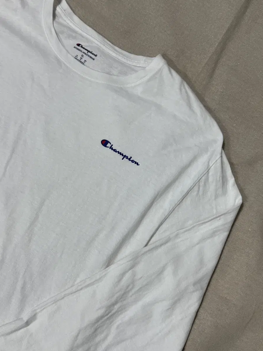 챔피온 로고 화이트 롱슬리브 XL(110)
